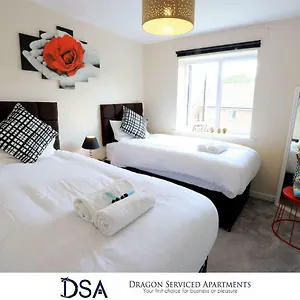 Stunning Beauty 3 Beds3 Baths Homebase For Necairport United Kingdom